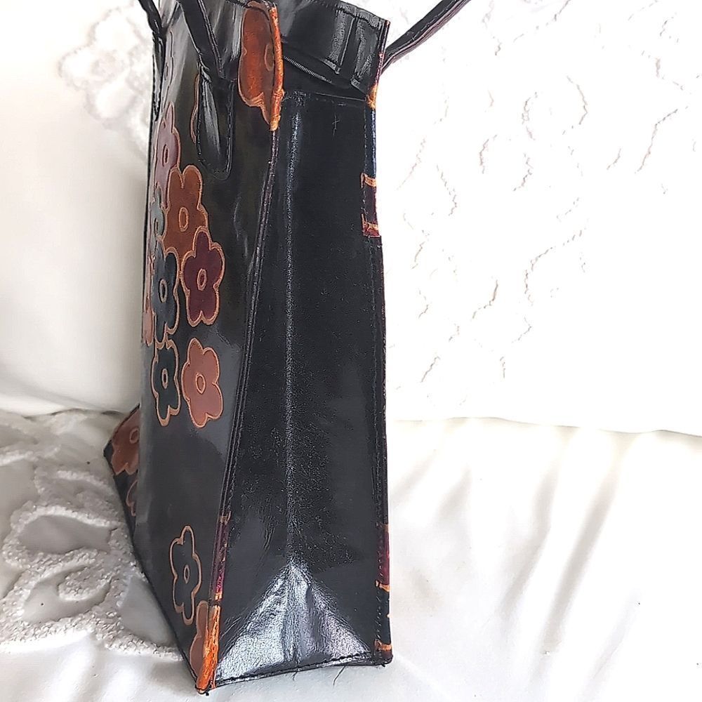 100% Genuine Leather Plum Colored 🏵️Flower Power -Vintage Leather Handbag/Tote - Picture 5 of 15